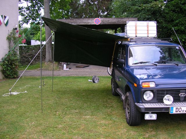 Vorzelt und Dachaufbau